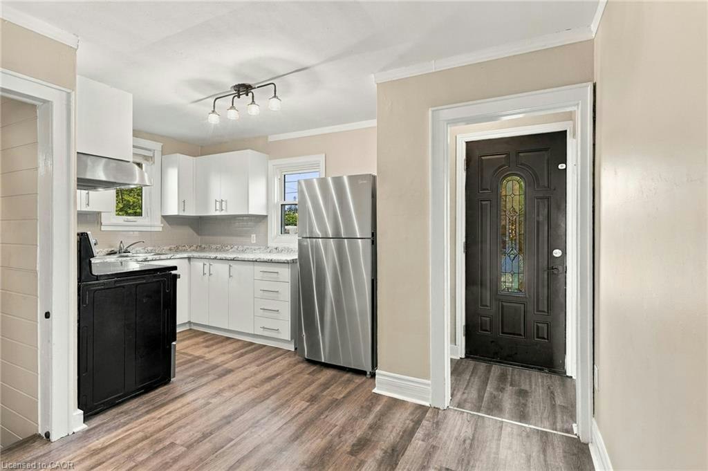 8541 Airport Road, Hamilton, ON, L0R 1W0 - 8