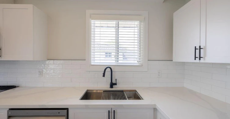 1 - Upper-93 Purdy Crescent, Hamilton, ON, L9A 3B5 - 12