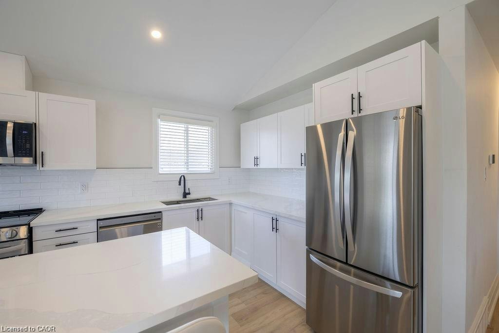 1 - Upper-93 Purdy Crescent, Hamilton, ON, L9A 3B5 - 11