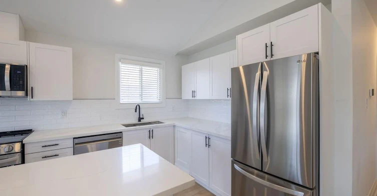 1 - Upper-93 Purdy Crescent, Hamilton, ON, L9A 3B5 - 11