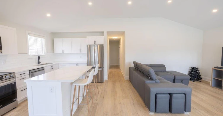 1 - Upper-93 Purdy Crescent, Hamilton, ON, L9A 3B5 - 4