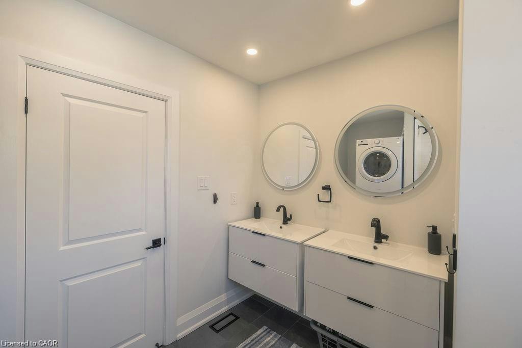 1 - Upper-93 Purdy Crescent, Hamilton, ON, L9A 3B5 - 21