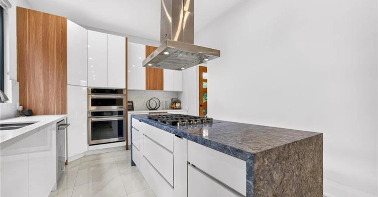1526 Bridge Road, Oakville, ON, L6L 2E3 - 10