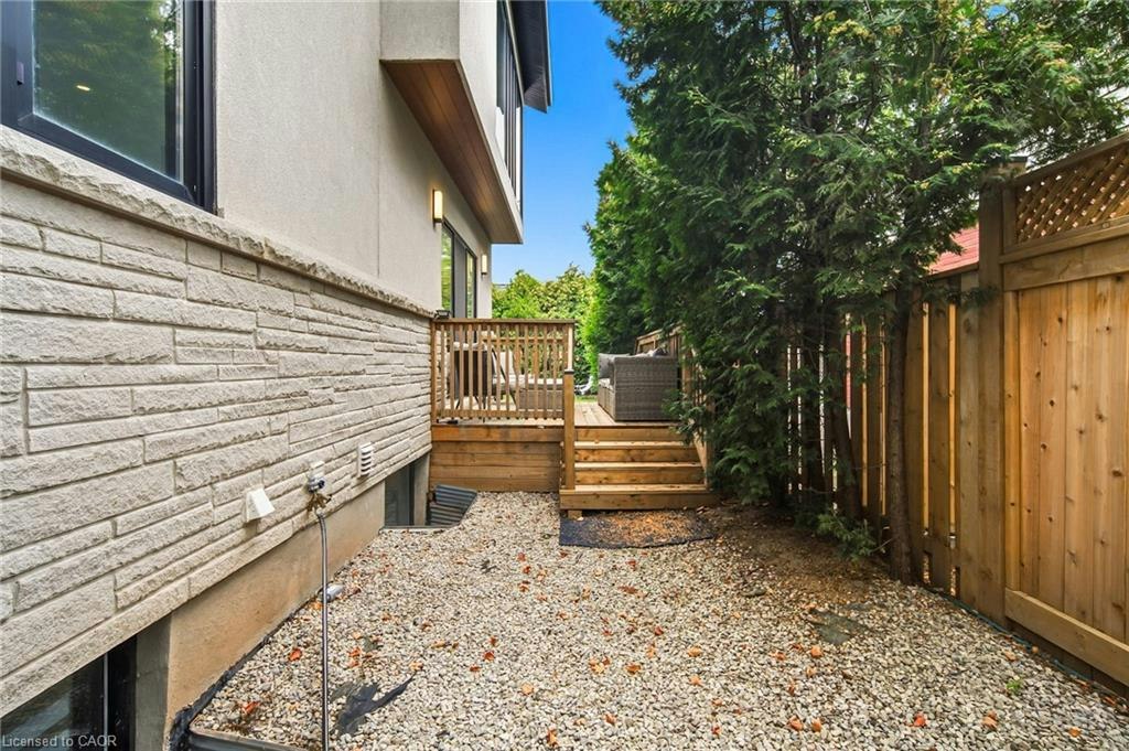 1526 Bridge Road, Oakville, ON, L6L 2E3 - 43