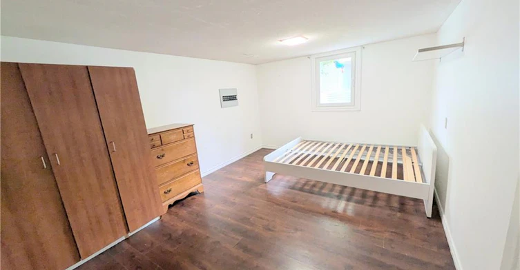 Basement-35 Leaway Avenue, Hamilton, ON, L8W 1S7 - 9