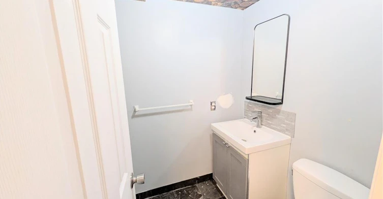 Basement-35 Leaway Avenue, Hamilton, ON, L8W 1S7 - 10