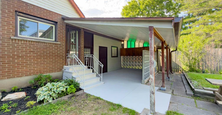 5576 Desson Avenue, Niagara Falls, ON, L2G 3T1 - 4