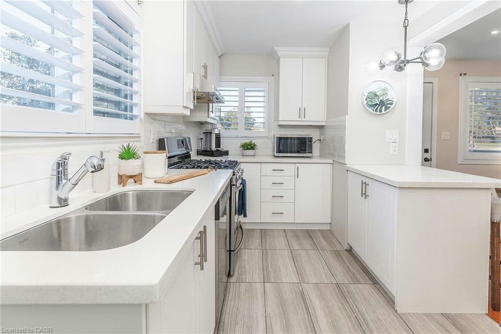 788 Upper Gage Avenue, Hamilton, ON, L8V 4K4 - 9