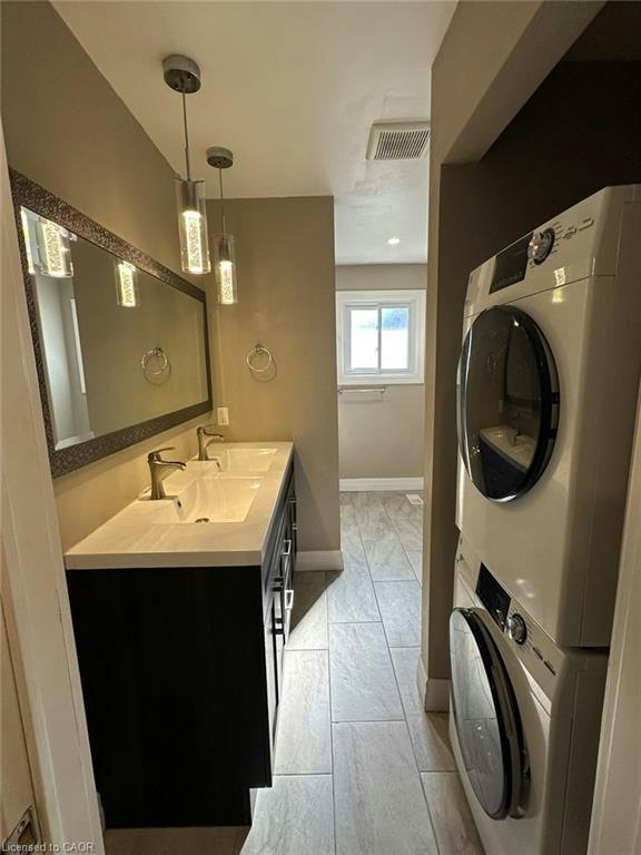 Upper-161 Sixth Avenue, Kitchener, ON, N2C 1R2 - 9