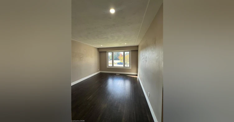 Upper-161 Sixth Avenue, Kitchener, ON, N2C 1R2 - 6