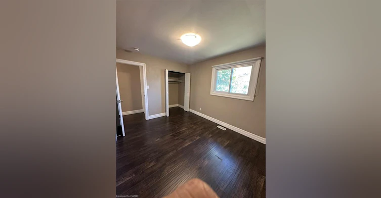 Upper-161 Sixth Avenue, Kitchener, ON, N2C 1R2 - 14