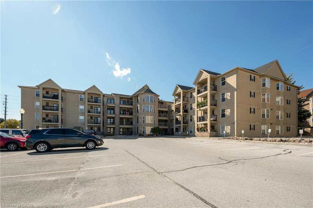 206-1451 Walker's Line, Burlington, ON, L7M 4P1 - 16