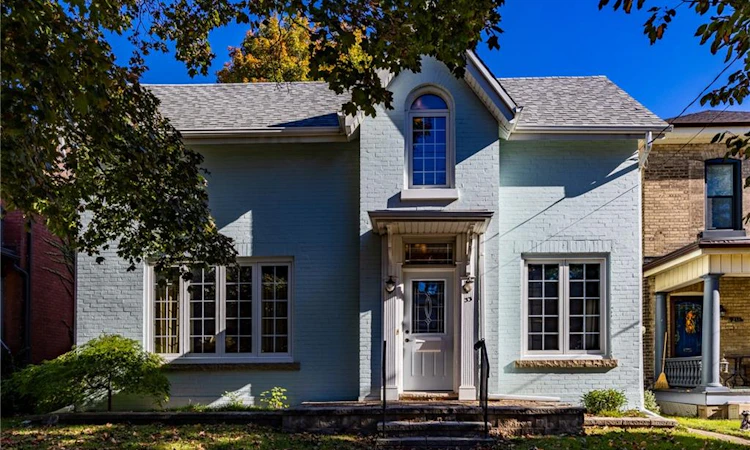 33 Palmerston Avenue
