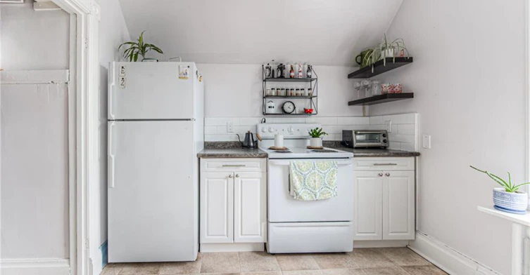 Upper-404 Duke Street W, Kitchener, ON, N2H 3Y5 - 6