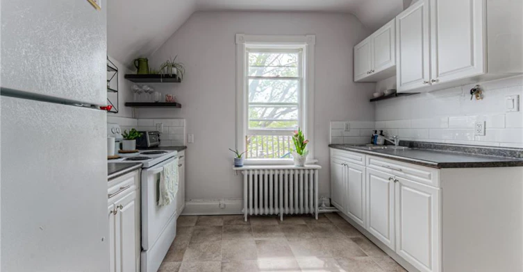 Upper-404 Duke Street W, Kitchener, ON, N2H 3Y5 - 7