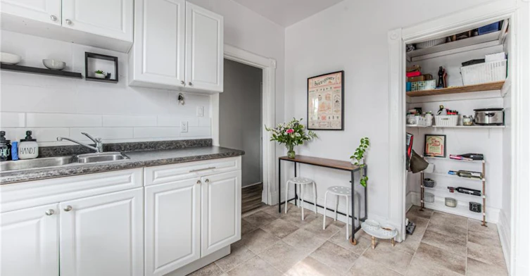 Upper-404 Duke Street W, Kitchener, ON, N2H 3Y5 - 9