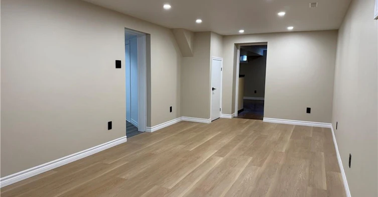 Basement-904 Maple Avenue, Hamilton, ON, L8K 1L4 - 6