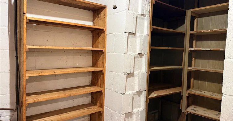 Basement-904 Maple Avenue, Hamilton, ON, L8K 1L4 - 17