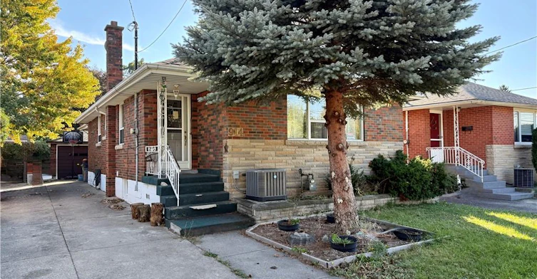 Basement-904 Maple Avenue, Hamilton, ON, L8K 1L4
