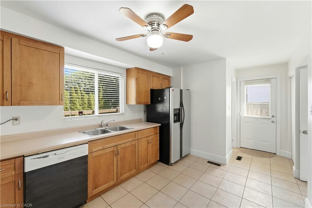 23 Heatherdale Place, Hamilton, ON, L9C 6K7 - 12