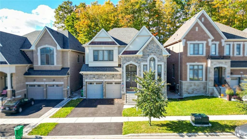 10 Daisy Meadow Crescent, Caledon, ON, L7C 4G4