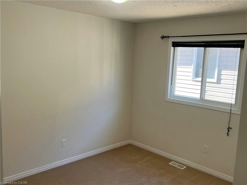 MAIN-14 Iron Gate Street, Kitchener, ON, N2N 3P9 - 9
