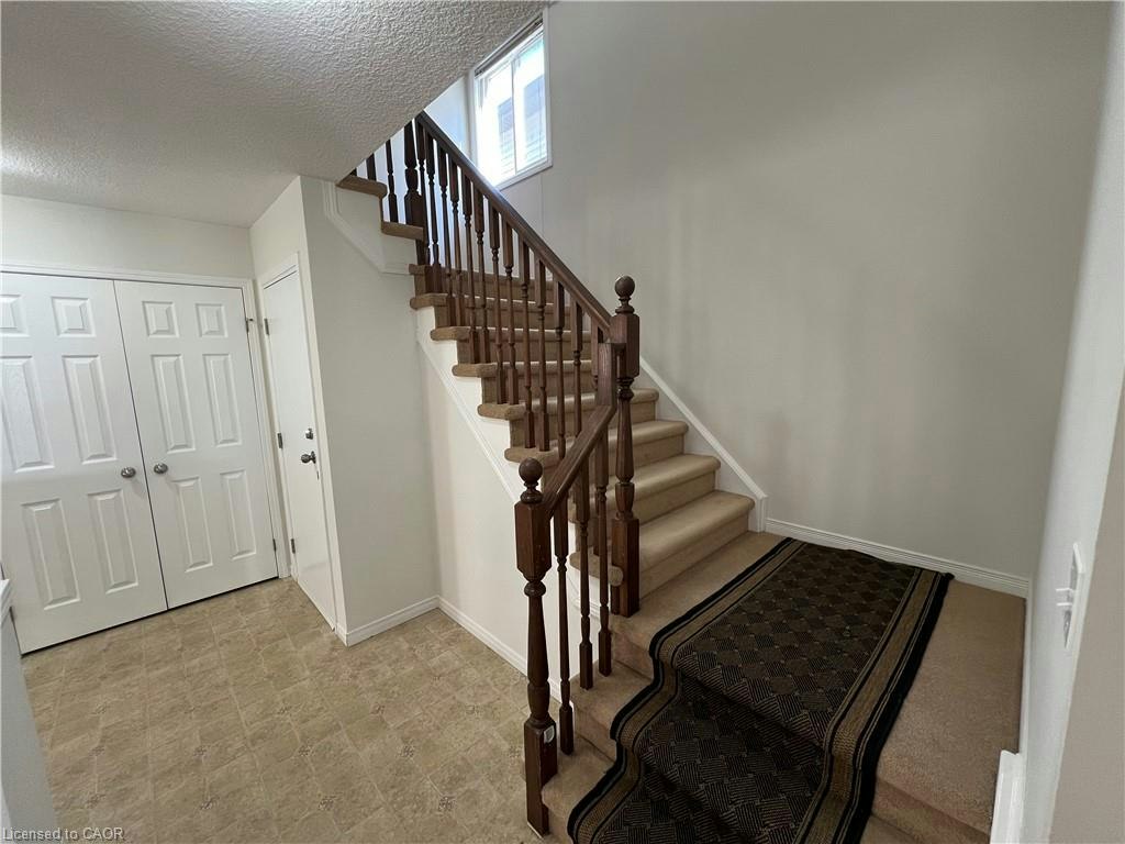 MAIN-14 Iron Gate Street, Kitchener, ON, N2N 3P9 - 12