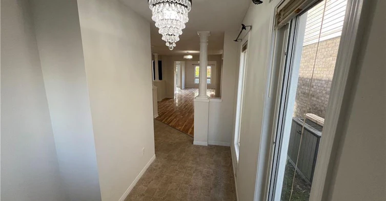 MAIN-14 Iron Gate Street, Kitchener, ON, N2N 3P9 - 2