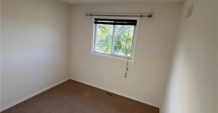 MAIN-14 Iron Gate Street, Kitchener, ON, N2N 3P9 - 11