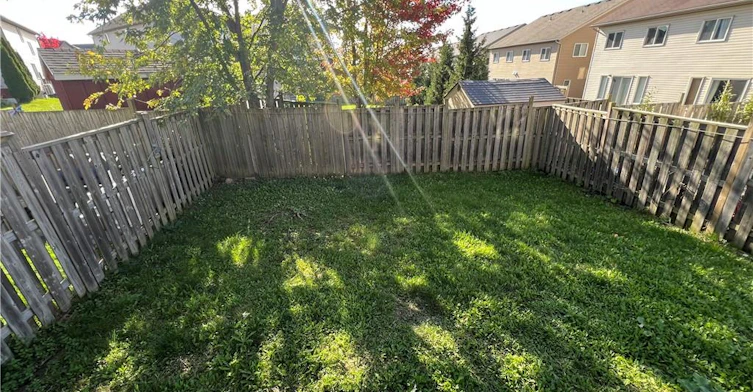 MAIN-14 Iron Gate Street, Kitchener, ON, N2N 3P9 - 16