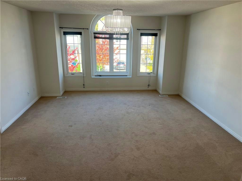 MAIN-14 Iron Gate Street, Kitchener, ON, N2N 3P9 - 8