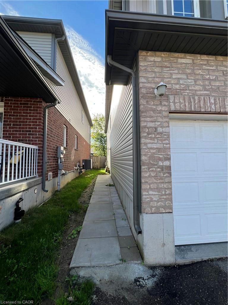 LOWER-14 Iron Gate Street, Kitchener, ON, N2N 3R8