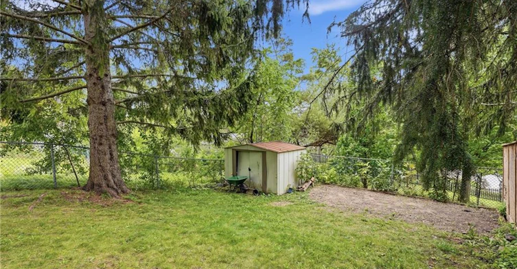 Upper-37 Mcilwraith Crescent, Guelph, ON, N1E 6J4 - 24