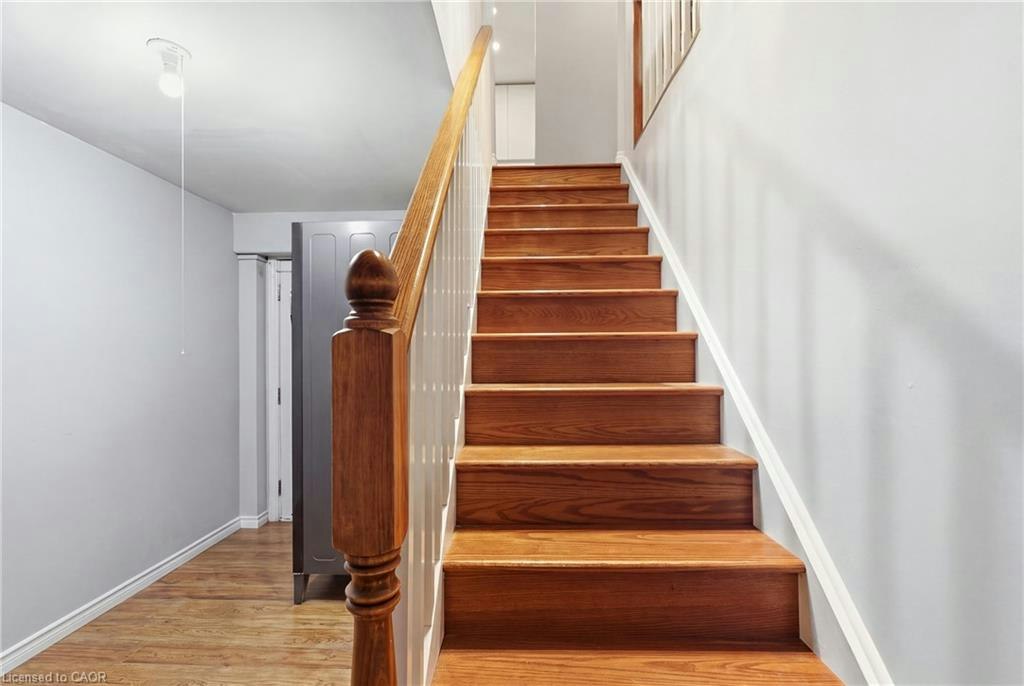 Upper-37 Mcilwraith Crescent, Guelph, ON, N1E 6J4 - 22