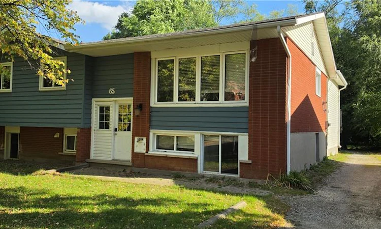 65 Cardill Crescent
