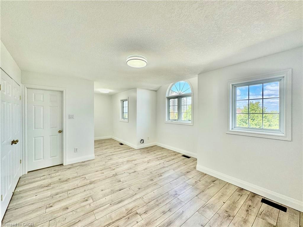 56 Lena Crescent, Cambridge, ON, N1R 8P4 - 12