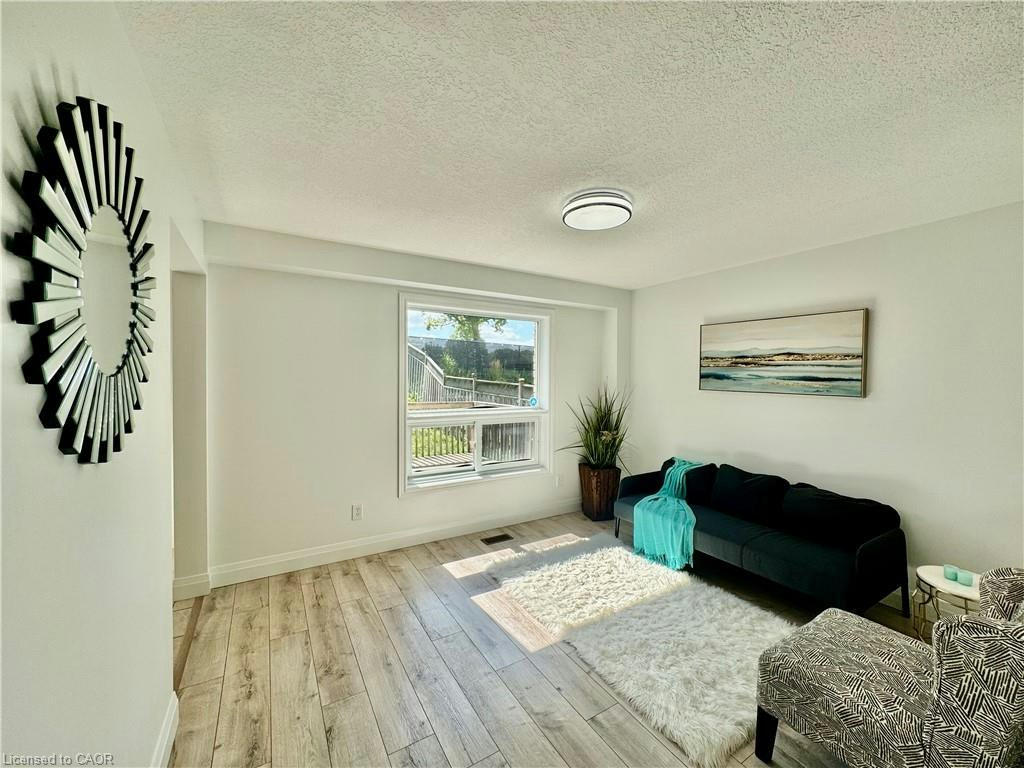 56 Lena Crescent, Cambridge, ON, N1R 8P4 - 6
