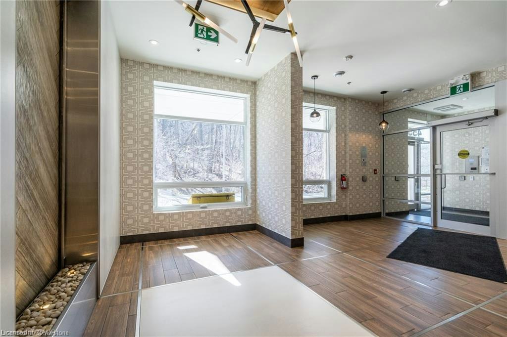 402-455 Charlton Avenue, Hamilton, ON, L8N 0B2 - 12
