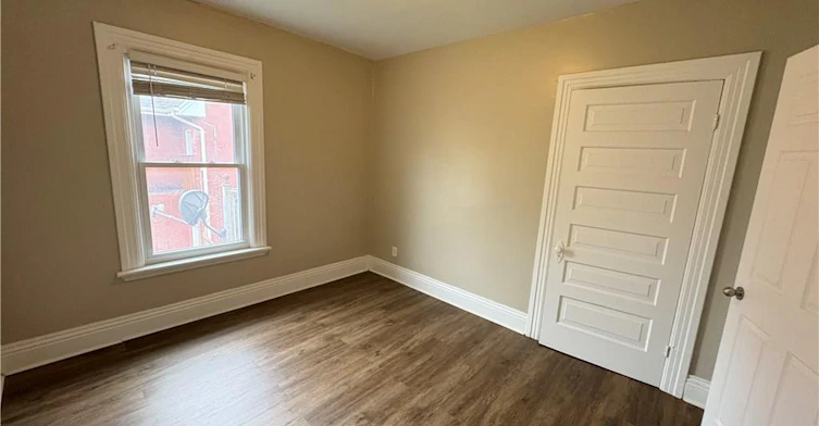 2-172 Nelson Street, Brantford, ON, N3S 4B3 - 4