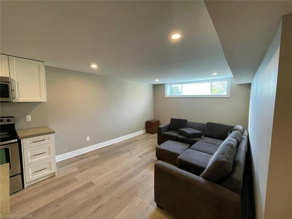 Basement-161 Sixth Avenue, Kitchener, ON, N2C 1R2 - 4