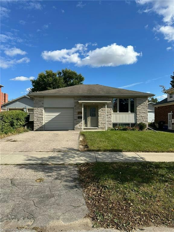 Basement-161 Sixth Avenue, Kitchener, ON, N2C 1R2