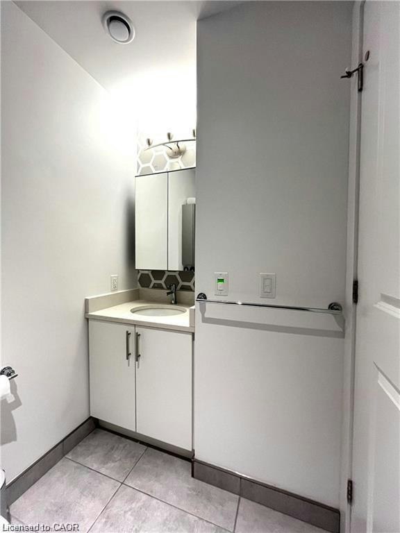 704-181 King Street S, Waterloo, ON, N2J 1P7 - 23