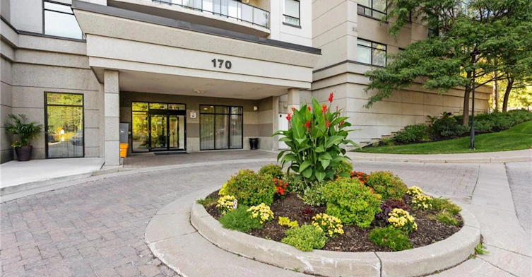202-170 Water Street N, Cambridge, ON, N1R 3B6 - 2