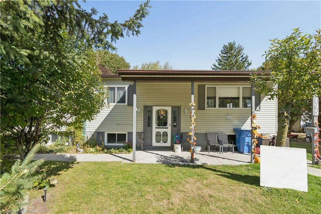 195 John Street S, Minto, ON, N0G 1Z0