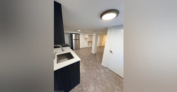 LOWER-9 East 33rd Street, Hamilton, ON, L8V 3S9 - 3