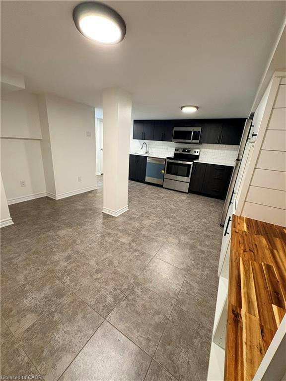 LOWER-9 East 33rd Street, Hamilton, ON, L8V 3S9 - 5