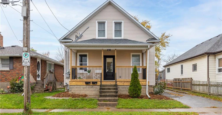 Main-50 Fifth Street, Welland, ON, L3B 4Z5
