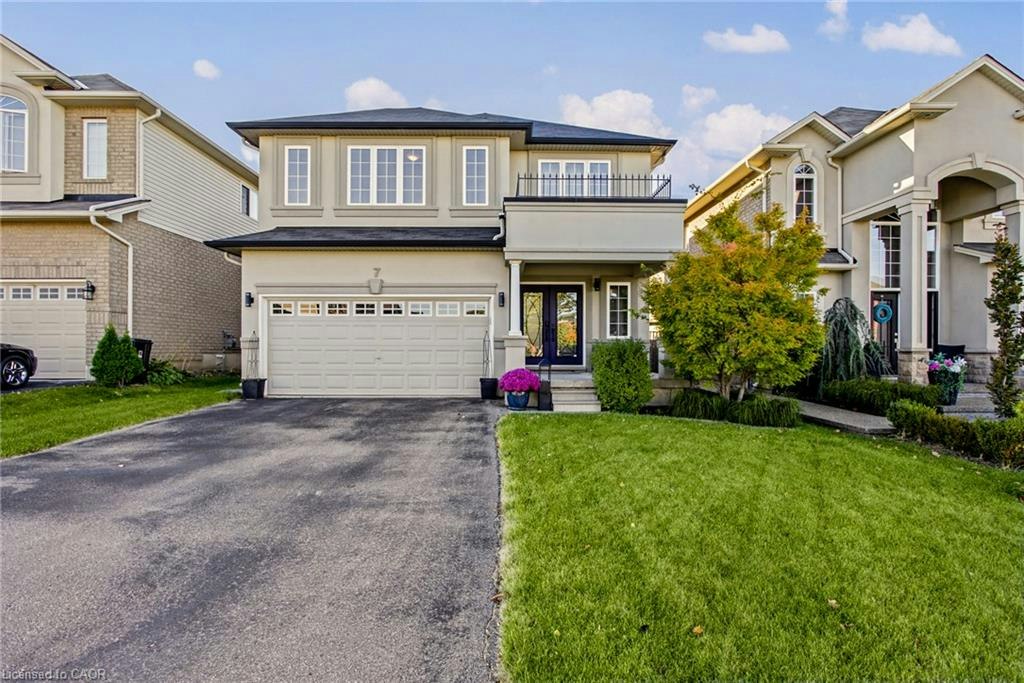 7 Lampman Drive, Grimsby, ON, L3M 0E3