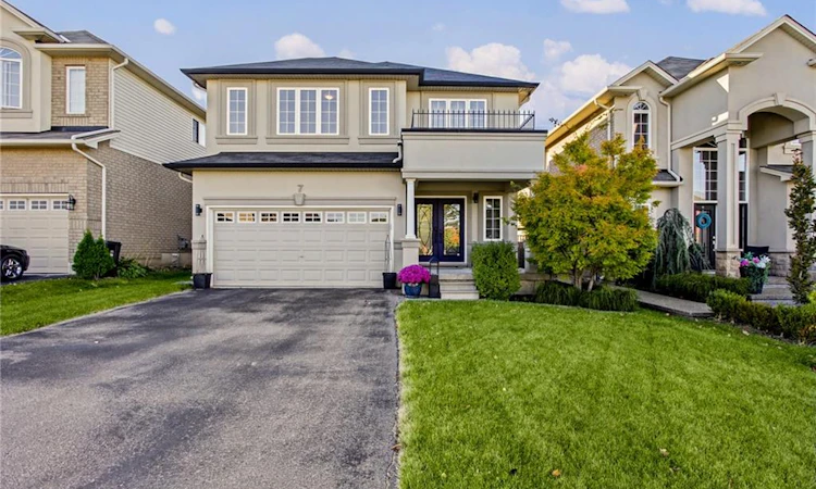 7 Lampman Drive