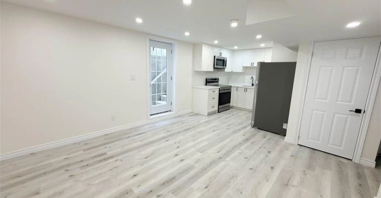 304 Westpark Crescent, Waterloo, ON, N2T 0A4 - 7